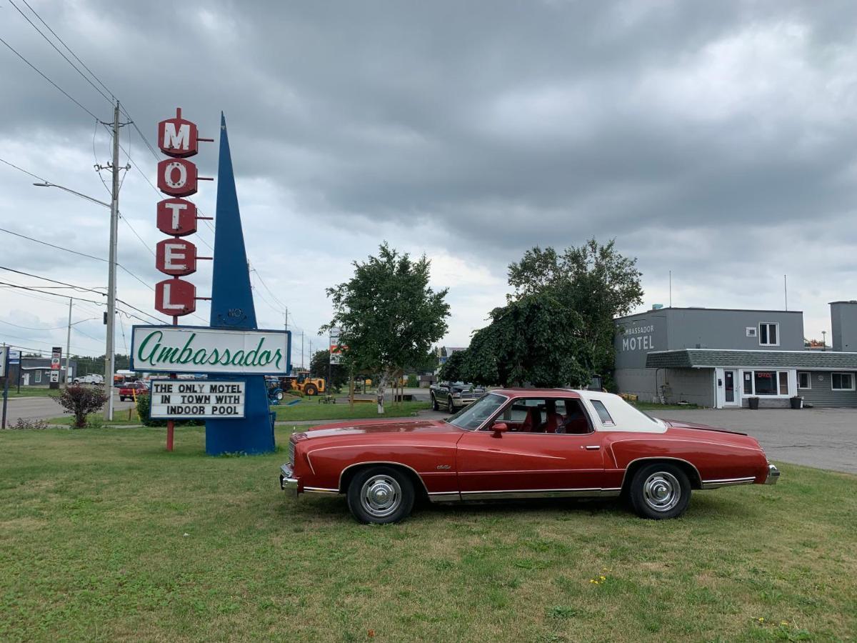 Ambassador Motel Sault Ste. Marie Buitenkant foto